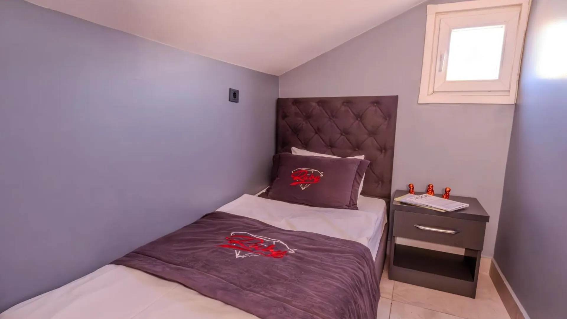 Ruby Hotel Istanbul 0*,