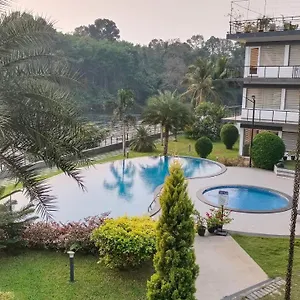 https://river-terrace-resortspa.kerala-hotels.net
