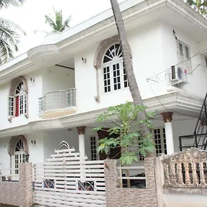 https://jjs-white-house.kerala-hotels.net